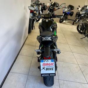 Motocyclettes Kawasaki <span class=keywords><strong>Z</strong></span> <span class=keywords><strong>650</strong></span> Streetbike haute performance - Product Image 3