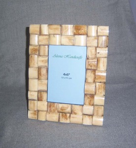 Exquisito Marco de Fotos de MDF con Incrustaciones de Hueso, Diseño Decorativo Hecho a Mano de Lujo para un Acabado Elegante - Product Image 1