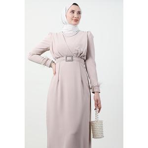 Piuma dettaglio Hijab abito leggero in polvere