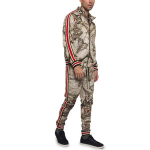 Venta caliente de alta calidad diseñe sus propios hombres Sublimación Chándal Nuevo estilo Hombres Slim Fit Chándal para la venta - Product Image 4