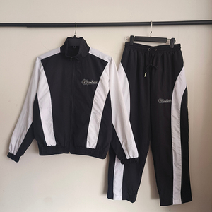 ชุดวอร์มผ้าไนลอนกันลมสำหรับผู้ชายชุดวิ่ง2ชิ้นซิปรูดกางเกงผ้าย่นนุ่มมีท่อผลิตจากโพลีเอสเตอร์ออกแบบได้ตามต้องการ - Product Image 3