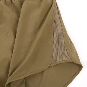 Pantalones Cortos Deportivos Transpirables de Secado Rápido de Doble Capa para Hombre, Venta al por Mayor Personalizada, Suministro Transfronterizo, para Fitness al Aire Libre y Correr - Product Image 4