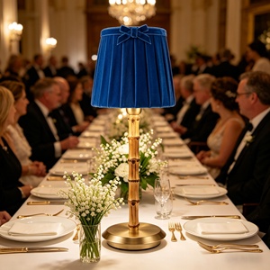 <span class=keywords><strong>Lampe</strong></span> de table rechargeable pour mariage, abat-jour avec base en bambou, capacité de batterie personnalisable pour la décoration d'événements intérieurs/extérieurs - Product Image 2