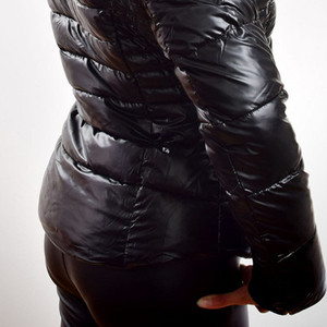 Veste d'hiver en fausse fourrure pour femmes Manteau surdimensionné et chaud pour dames avec manches complètes Veste à prix de gros - Product Image 4