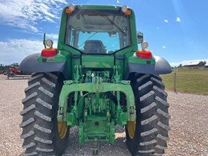 Tracteur agricole d'occasion JD 7330 MFWD 2018 2019 Diesel pour travaux sur le terrain - Product Image 2