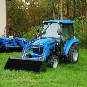 Tracteur compact LS MT242HC le plus vendu avec chargeur - Product Image 2