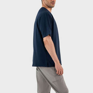 T-shirt pour homme en polyester/coton, col rond, couleur bleu foncé, design basique uni, coupe régulière, respirant, manches courtes, idéal pour l'été - Product Image 3