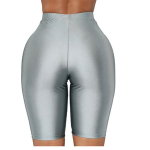 Pantalones cortos transpirables de compresión cortos de seda ajustados para gimnasio de alta calidad para mujer - Product Image 2