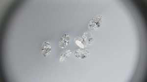 เพชร CVD ขัดเงา ทรงไอโอวอล ใบรับรอง GI 1 กะรัต VVS เพชรแล็บ สำหรับทำเครื่องประดับ - Product Image 5