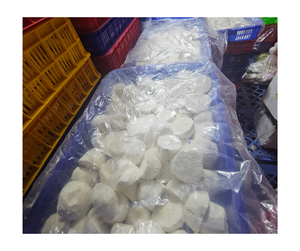 Approvisionnement en vrac de taro congelé prêt à l'exportation Cubes de taro pelés blancs IQF du Vietnam Usine FOE Fournisseur en gros de boules de tapioca - Product Image 1