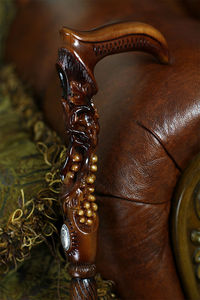 Bâton de marche en bois pour femmes avec cadeau de sculpture personnalisé ou aide à la mobilité pour hommes et femmes Bâton de marche en bois fabriqué à la main - Product Image 2