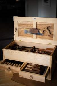 Cadeau et boîte à bijoux en bois de conception antique polie pour la décoration de Noël essentielle à la maison - Product Image 5