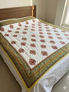 Couette double en coton biologique écologique moderne en gros, imprimée à la main, style Jaipuri Kantha, réversible, motif floral - Product Image 5