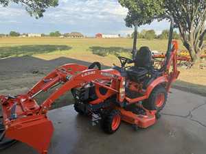 Mini Tractores Kubota 4x4 de 20hp, 50hp, 25hp y 120hp, Maquinaria Agrícola Kubota Usada, Tractor Agrícola Económico - Product Image 3