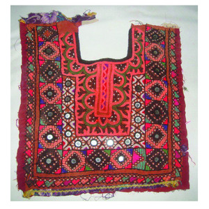 Yugo de cuello Vintage indio, bordado de espejo, aplique hecho a mano, artesanía de costura, tela de algodón, yugo para el cuello - Product Image 3