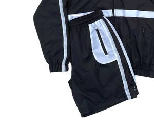 ชุดเซ็ตเสื้อแจ็คเก็ตกันลมและกางเกงขาสั้นผู้ชาย ผลิตตามสั่ง ชุดเซ็ตกางเกงขาสั้นผู้ชาย ไนลอน ชุดเซ็ตเสื้อแจ็คเก็ตกันลมและกางเกงขาสั้นผู้ชาย - Product Image 4