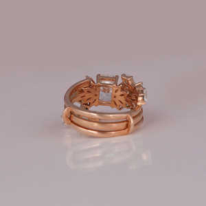 Juego de anillos de compromiso de diamante de laboratorio de corte radiante de 1,6 CT, Diamante lateral de corte Marquesa Vintage con juego de anillos de boda cultivados en laboratorio chapado en oro - Product Image 5