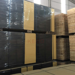 ไม้อัดเคลือบฟิล์มเกรดพรีเมียม ENVIGO ผลิตในเวียดนาม มาตรฐาน E2 ฟอร์มาลดีไฮด์ ผิวเรียบ ไม่โก่งงอ/เสียรูป - Product Image 1