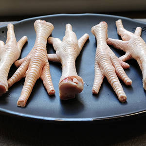 Pieds de poulet halal congelés au meilleur prix, parés et emballés pour l'exportation - Product Image 6