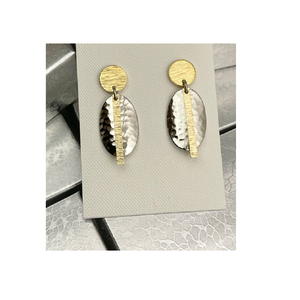 Boucles d'oreilles tendance 2020 en laiton doré coloré, style New York avec texture en relief, boucles d'oreilles tendance internationales - Product Image 1