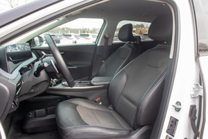 KNDC34LB9R5183519 2024 SUV Crossover Compacto Eléctrico con Tracción Trasera, Vehículo Utilitario con Batería - Product Image 4