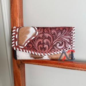 New Arrival Genuine Cowhide Fur Leather Clutch Hand Tooled Carving Women Western Style New Pattern Multi Uses Card Holder Clutch - Product Image 1