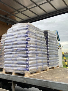 Granulés de bois de sapin certifiés pour la classe A1, 6 mm, en sacs de 15 kg, prix bas pour systèmes de chauffage aux États-Unis - Product Image 1