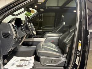 NOUVEAU - FORD F250 PLATINUM CREW CAB 2020 - VOLANT À GAUCHE - INTÉRIEUR SOMBRE - MOTEUR POWERSTROKE 6.7L - LIVRAISON GRATUITE - Product Image 3