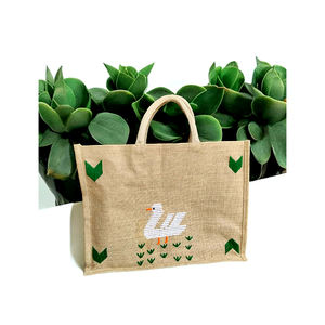 Nouvel arrivage de sac de jute de grande capacité tissu brodé fermeture éclair souple couverture de maquillage à la mode directement exportée inde - Product Image 2