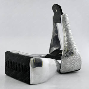 Étriers coudés de haute qualité étriers de sécurité en aluminium équitation équipement coudé poids léger antidérapant gravé étrier de cheval - Product Image 5