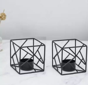 Juego de Portavelas Modernos de Metal Geométrico Negro para Velas de Té - Product Image 3