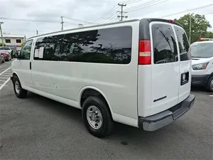 Chevrolet Express 2014 LT 3500 d'occasion - Product Image 4