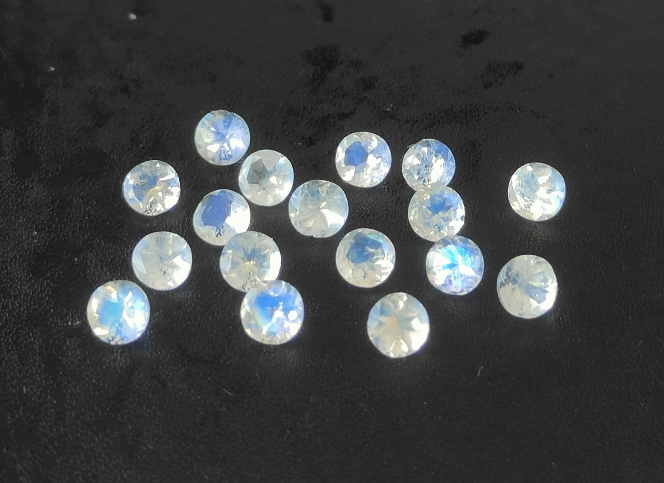 เหมือนกับภาพ