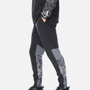 Veste coupe-vent pour homme de qualité supérieure avec technologie de séchage rapide et poignets élastiques, veste coupe-vent à fermeture éclair et pantalon de survêtement - Product Image 6