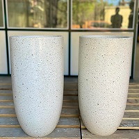 Pot de fleurs carré en ciment, design unique, écologique, minimaliste, moderne, de haute qualité, fabriqué au Vietnam, pour l'intérieur et l'extérieur, tendance
