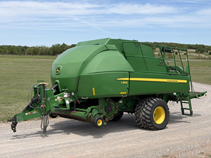 เครื่องอัดฟางสี่เหลี่ยมคุณภาพเยี่ยม John Deere L340 ประสิทธิภาพสูง โซลูชั่นคุณภาพสำหรับการเกษตร - Product Image 6