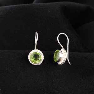 Boucles d'oreilles en péridot, argent sterling plaqué or, certifiées IGI, bijoux élégants pour femmes, cadeau de fête - Product Image 2