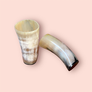 Verre à vin en corne d'ours Vinning, écologique, fait à la main, forme naturelle moderne, avec impression de logo personnalisé - Product Image 4