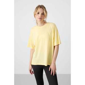Camiseta Básica de Algodón y Modal con Cuello Redondo y Corte Holgado para Mujer, Uso Diario Informal, Blanca, Tallas S-XL (Modelo 97285) - Product Image 4
