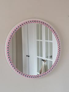 Espejo de Pared de Resina y Madera con Borde Natural Moderno de Alta Calidad para Uso Decorativo, No Requiere Electricidad - Product Image 3