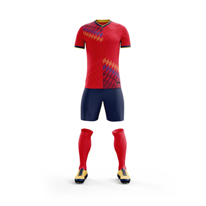 Vente en gros Vêtements de football de la saison 2025 imprimés par transfert de chaleur en polyester 100% Demi-manche à col en V Kits de football légers à séchage rapide - Product Image 2
