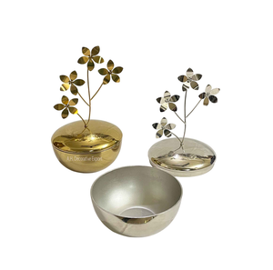 Petites boîtes métalliques en or Offres Spéciales de 4oz 8oz pour la fabrication de bougies pots de bougies vides sans soudure pot de bougie en métal personnalisé parfumé avec couvercles - Product Image 2