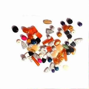 Brazalete de Cuentas de Resina Ecológicas Hechas a Mano en India, Patrón Degradado, Diseño Único Personalizable, Joyería Clásica de Moda para Mujer - Product Image 5