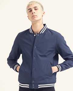 La última y elegante chaqueta universitaria de lana con logotipo personalizado para hombres Tipo de cierre Bolsillos con botones Letterman Baseball Bomber Varsity Jacket - Product Image 5