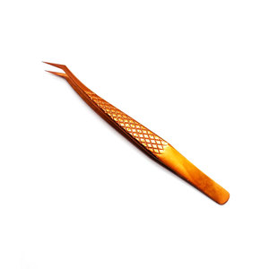 Pince à cils professionnelle en acier inoxydable de haute qualité OEM pointe pointue marque privée approvisionnement en beauté poignée d'extension de cils - Product Image 1