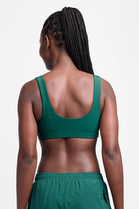 Custom Wholesale Women Hot Sale Seamless Ribbed <b>Sports</b> <b>Bra</b> & Shorts Set High Quality Stretch Yoga & Pilates 2 Piece Set - Product Image 4