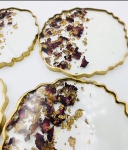 Best Quality <b>Round</b> Shape Coaster with Luxury Bulk Resin Design Directly From Manufacturer in India - Product Image 1