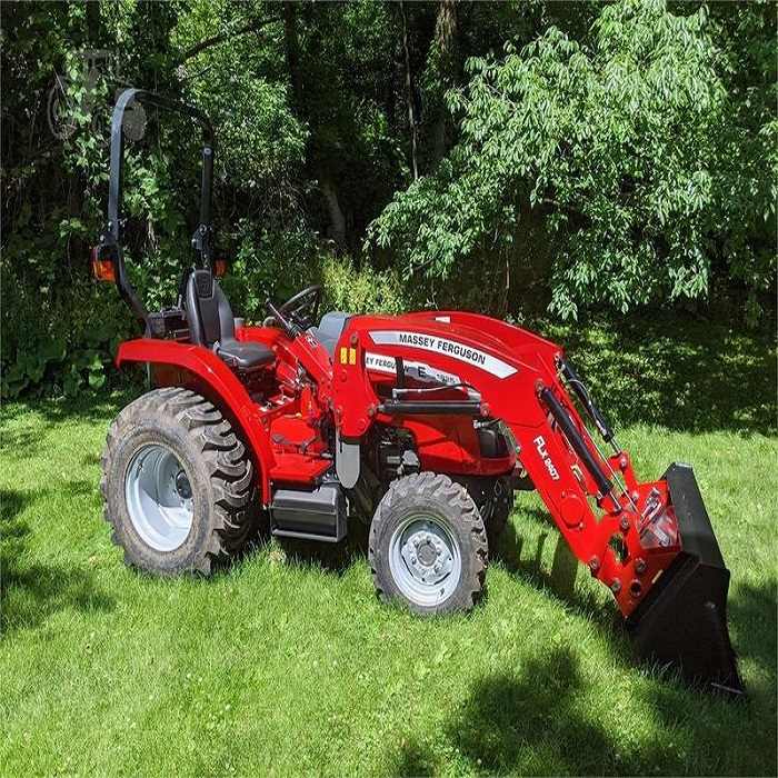 Original Massey Ferguson 1800 E tractor agricultural machinery Massey