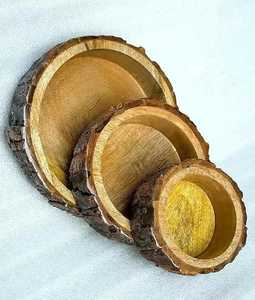 Best Price for <b>Heart</b> Shaped <b>Wooden</b> Bowl Polished and Eco-Friendly Disposable in Brown - Product Image 2