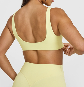 Conjunto de 4 Piezas de Ropa Deportiva para Mujer: Sujetador Deportivo <span class=keywords><strong>Bond</strong></span> OEM Personalizado, Leggings Suaves y Elásticos de Cintura Alta con Dobladillo Recto y Pierna Acampanada - Product Image 4